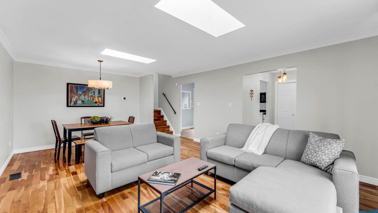 Photo of Livingroom in Thorold