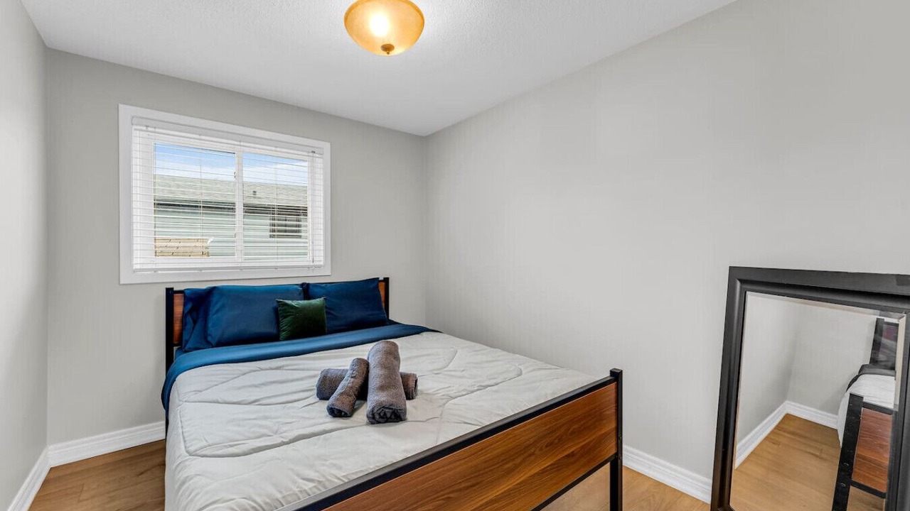 Photo of Bedroom in Thorold