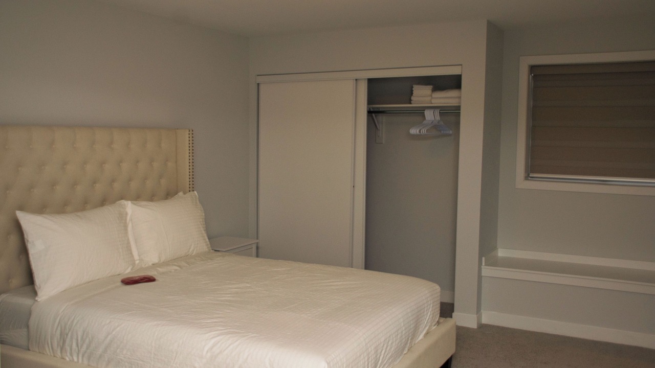 Photo of Bedroom in Ottawa Division