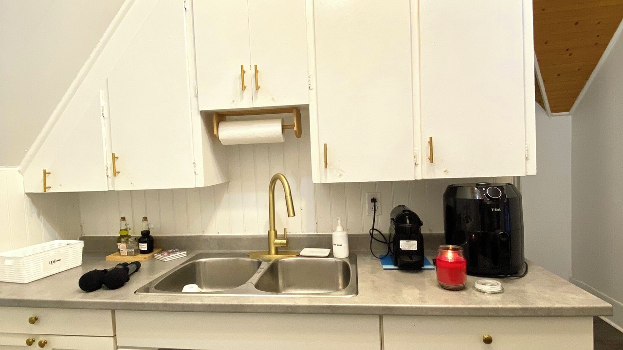 Photo of Kitchen in Quinte West