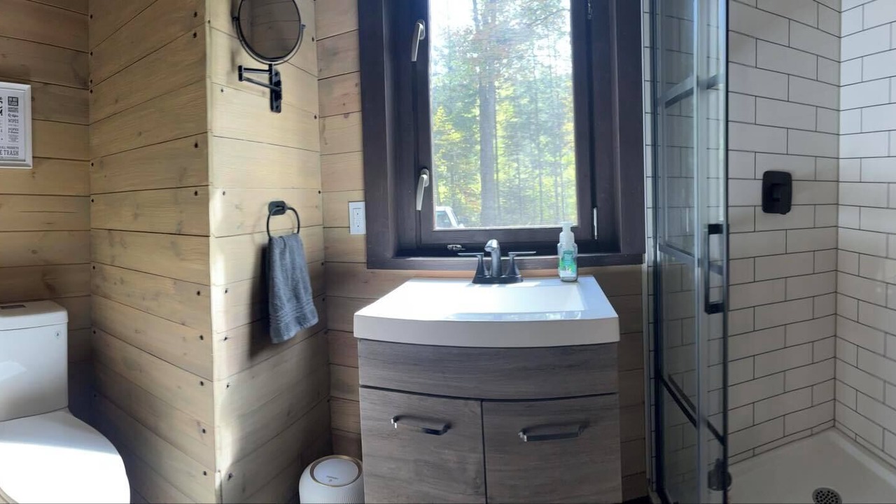 Photo of Bathroom in Bracebridge