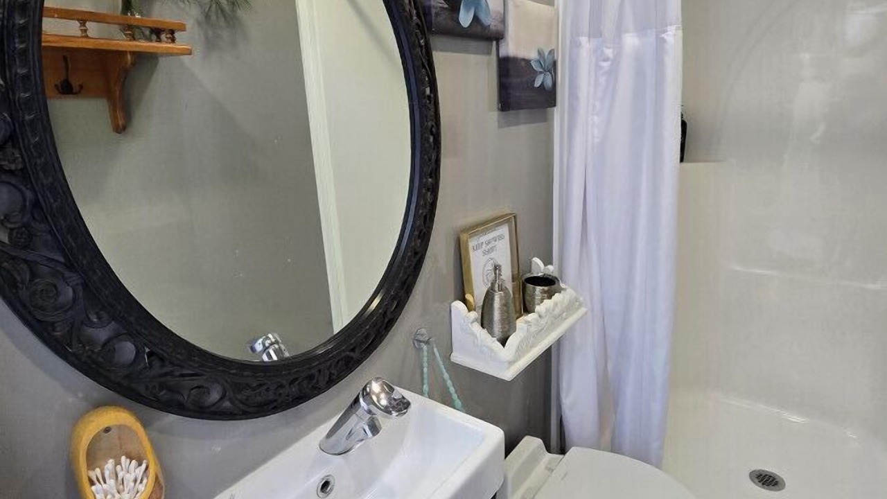 Photo of Bathroom in Bracebridge