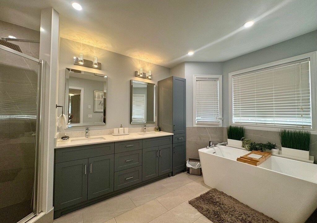 Photo of Bathroom in Meadowvale Village