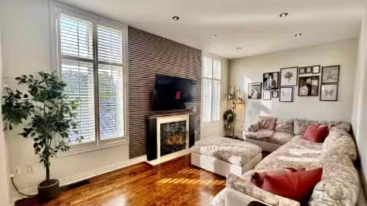 Photo of Livingroom in Meadowvale Village