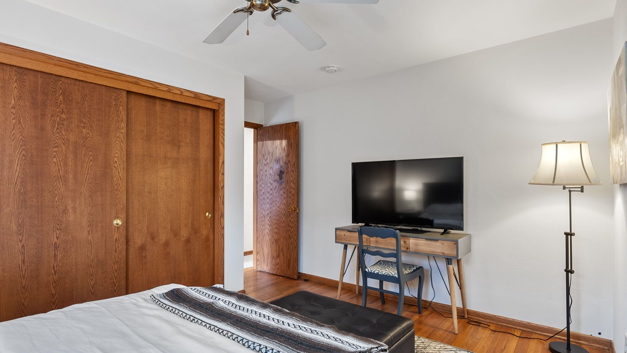 Photo of Bedroom in Summit Hill