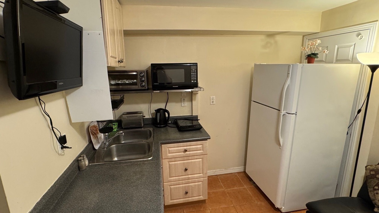 Photo of Kitchen in Central Erin Mills