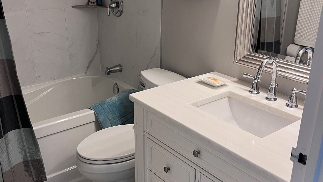 Photo of Bathroom in Corunna