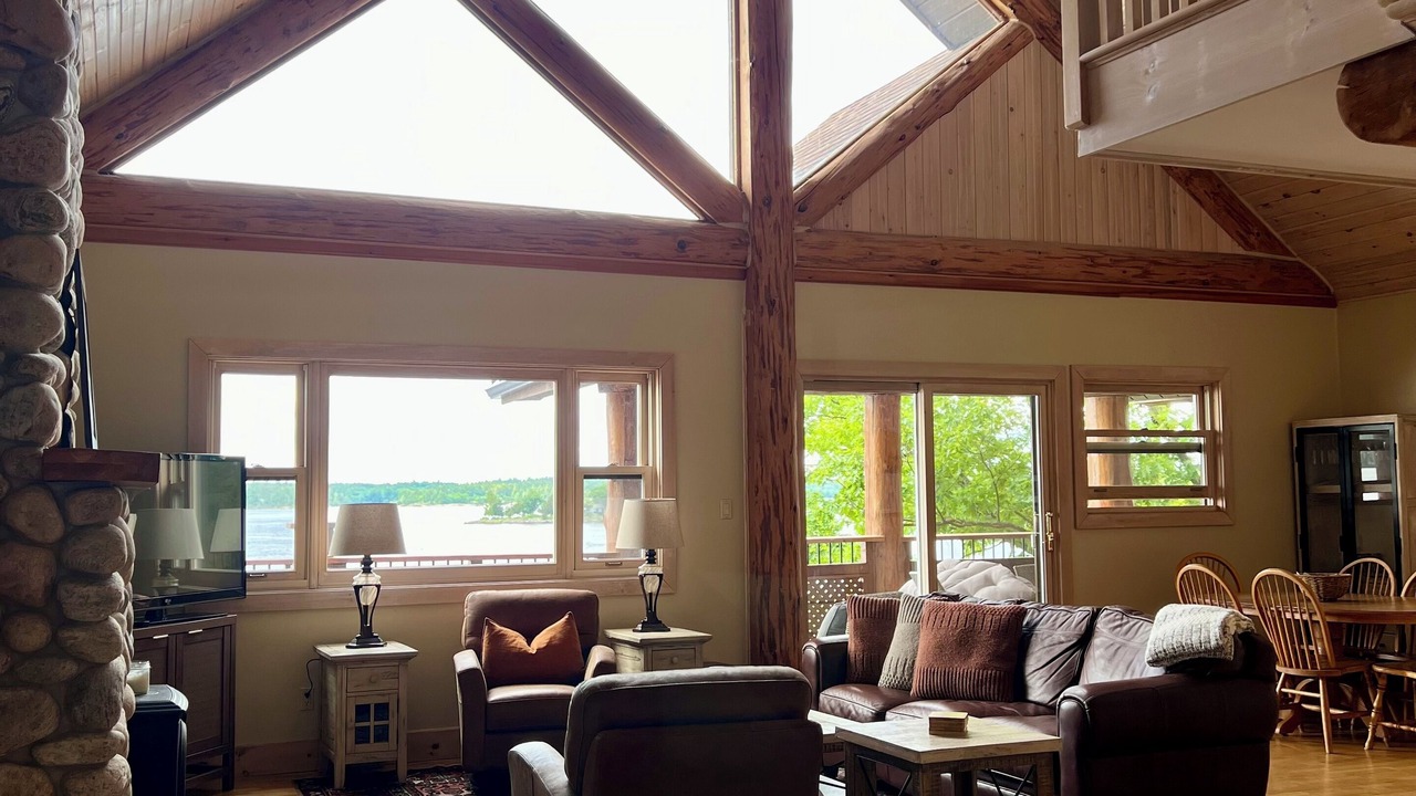 Photo of Livingroom in Crowes Landing