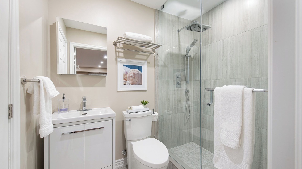 Photo of Bathroom in Broadview North