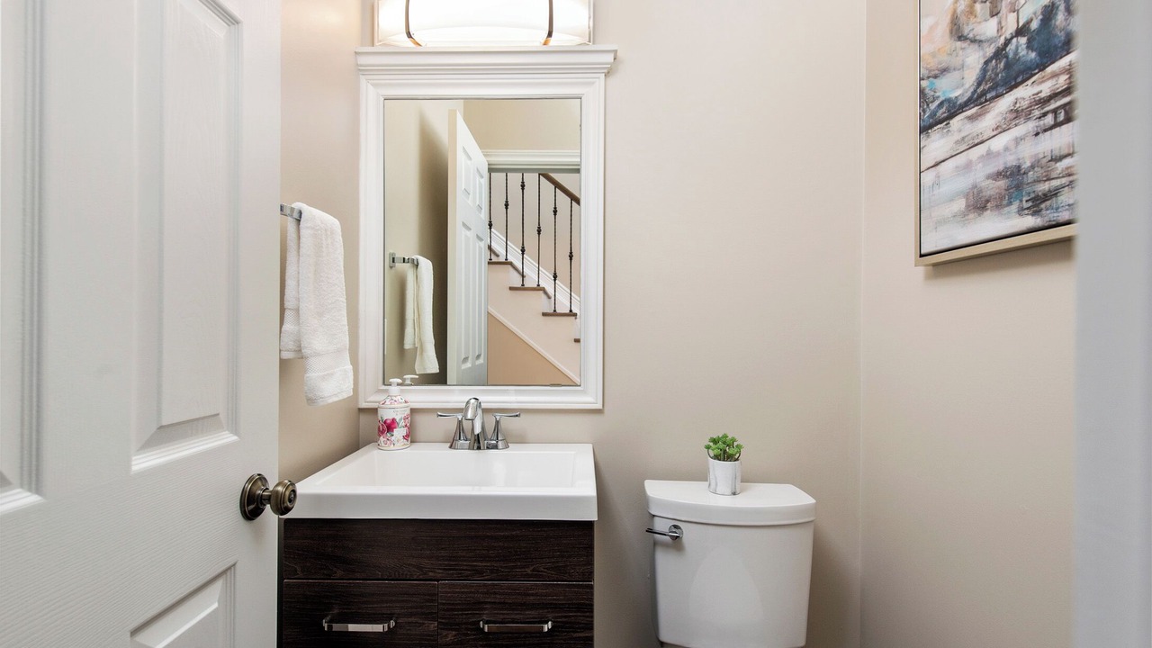 Photo of Bathroom in Broadview North
