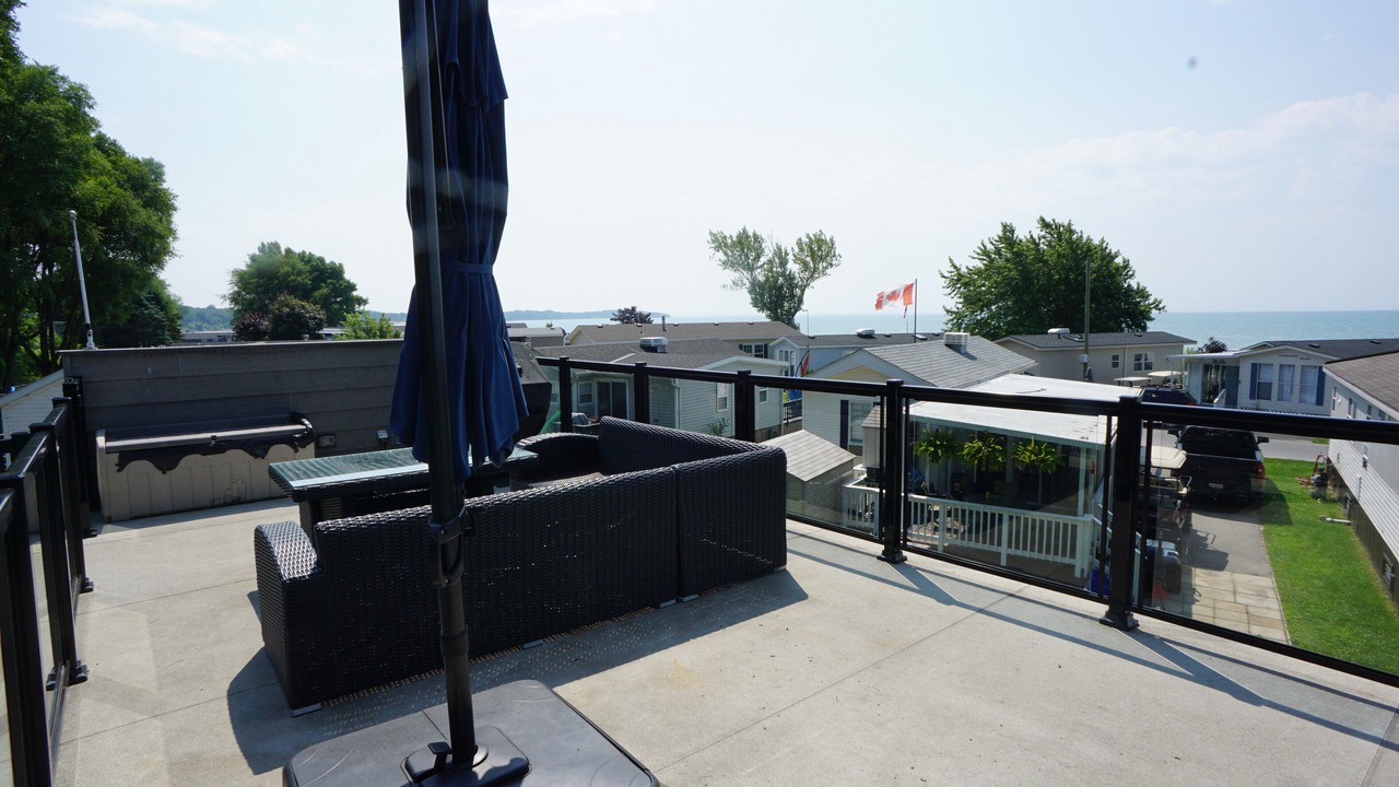 Photo of Patio Balcony in Sherkston