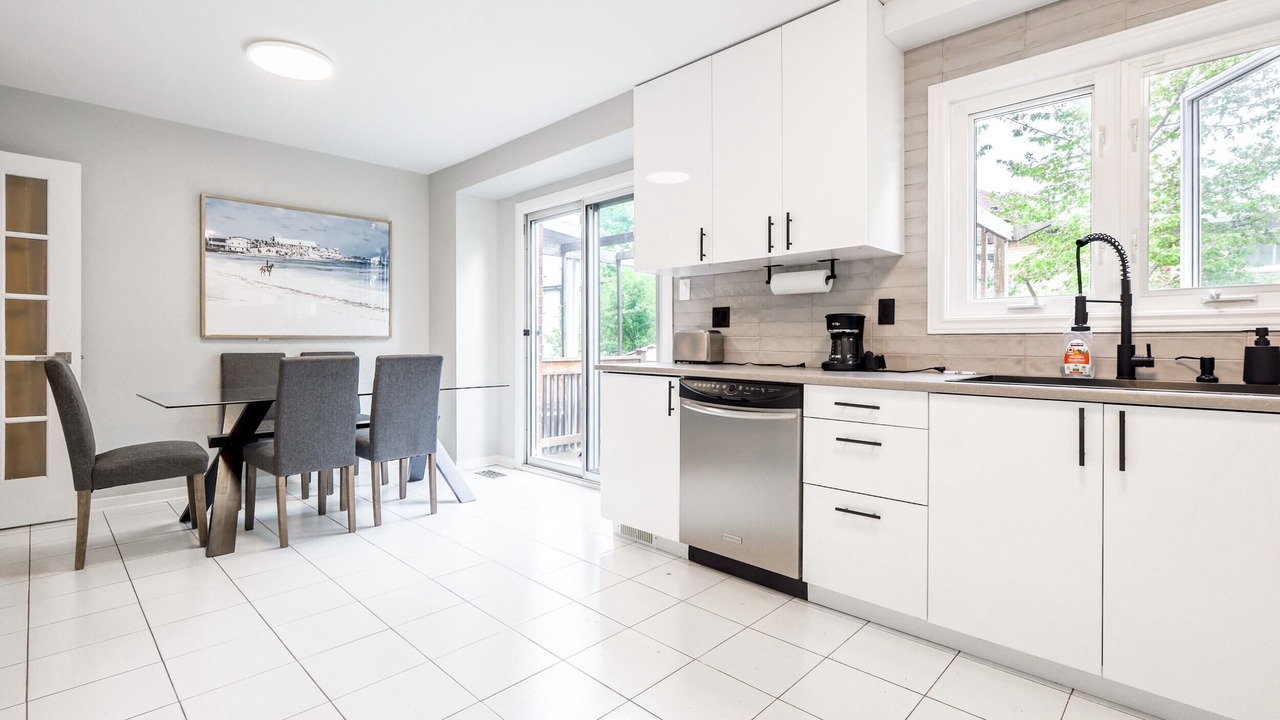 Photo of Kitchen in Thornhill