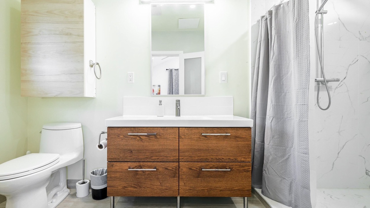 Photo of Bathroom in Thornhill