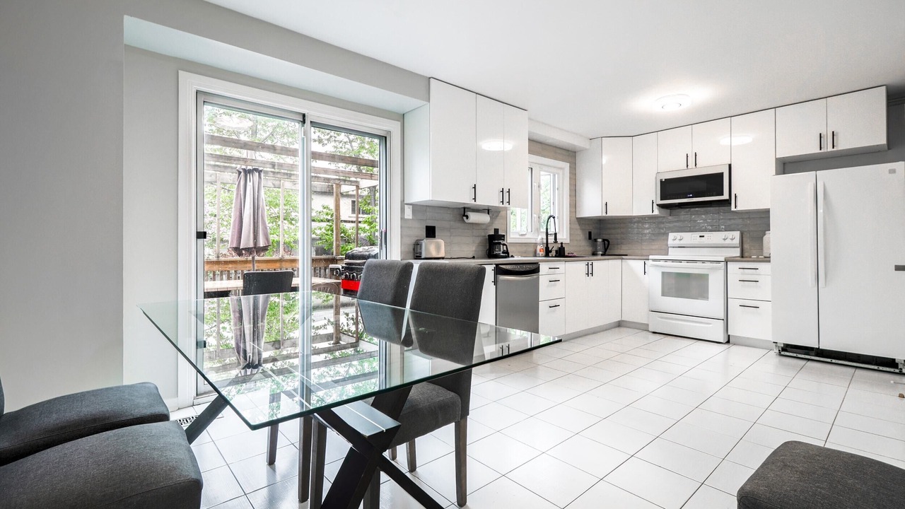 Photo of Kitchen in Thornhill