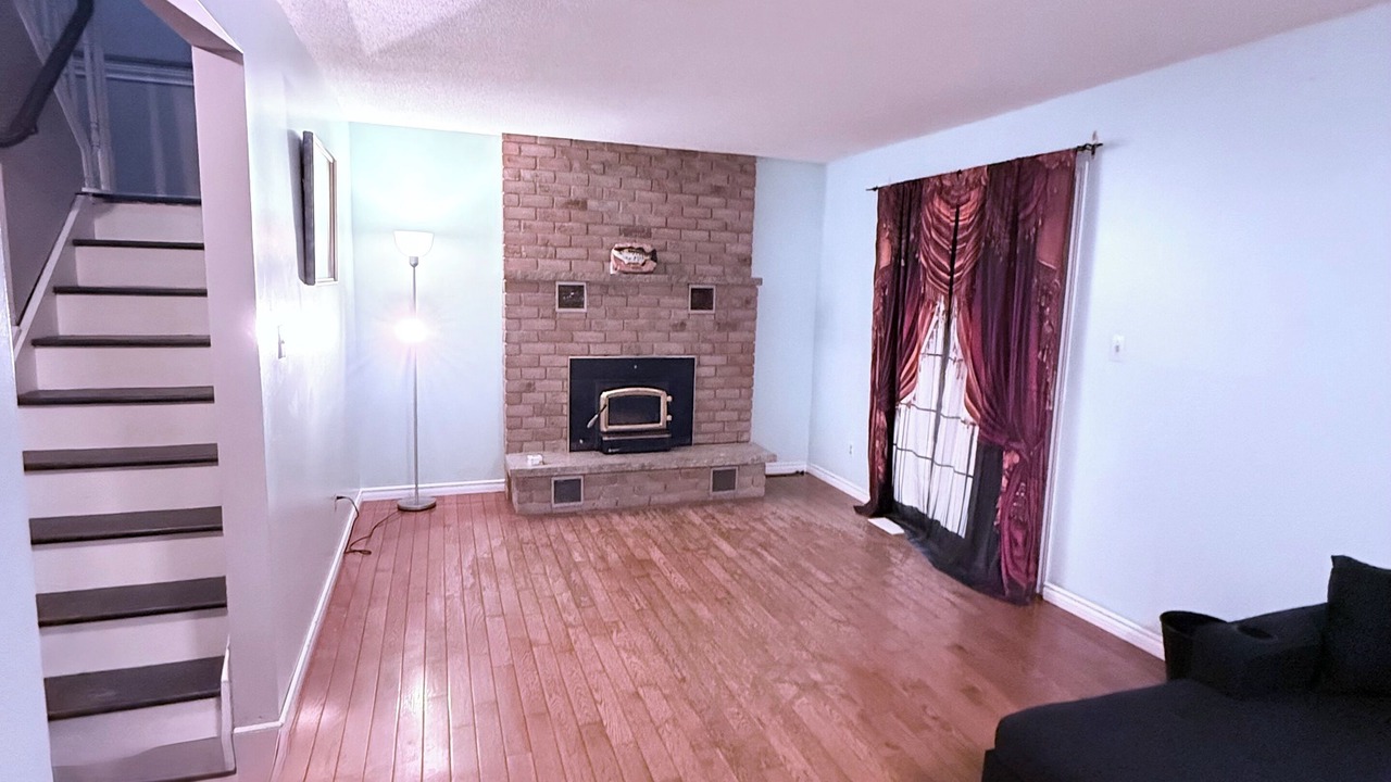 Photo of Livingroom in Belleville