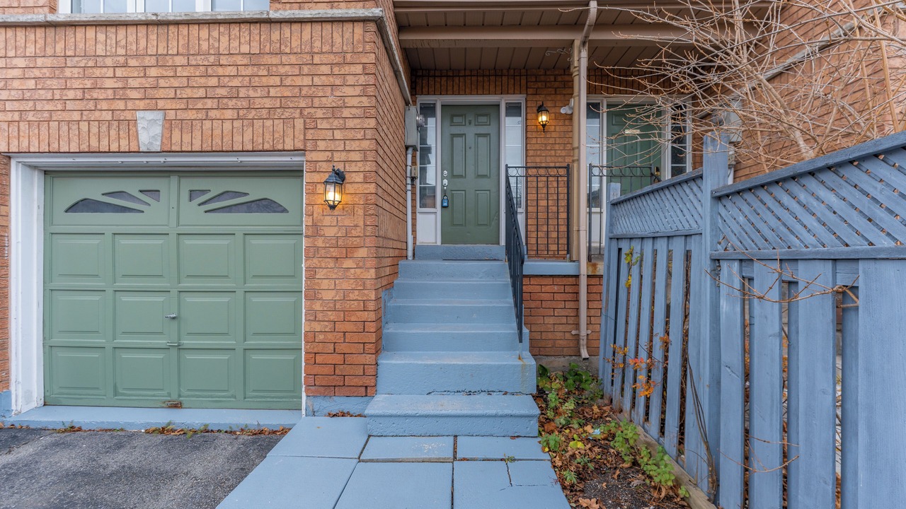 Photo of Outdoor in Brampton West