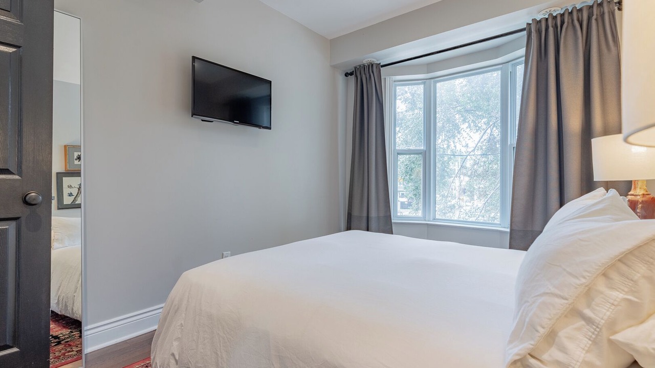 Photo of Bedroom in Halton Regional Municipality
