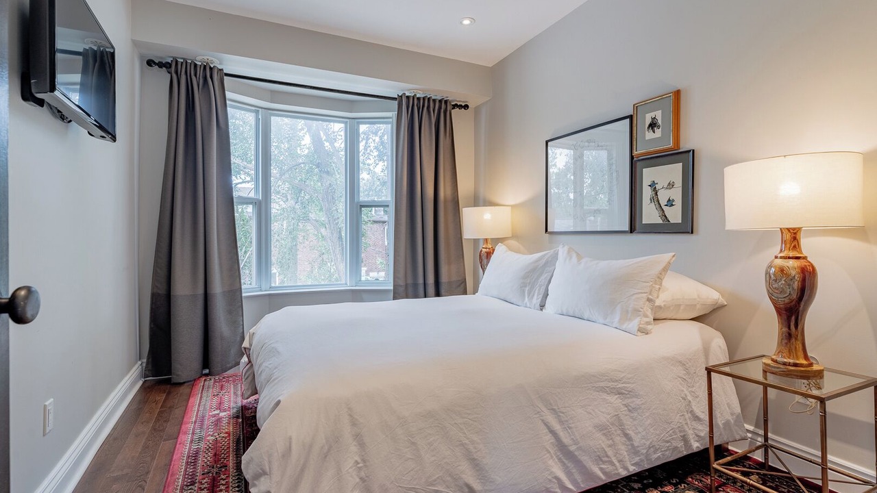 Photo of Bedroom in Halton Regional Municipality