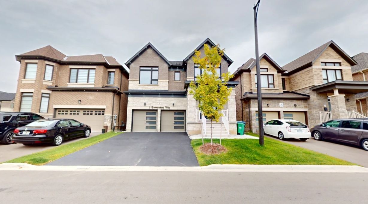 Photo of Outdoor in Brampton