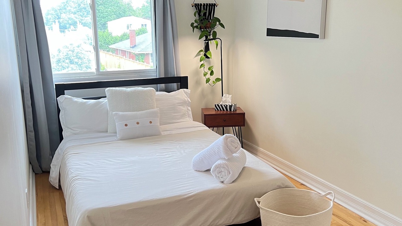 Photo of Bedroom in Ottawa Division