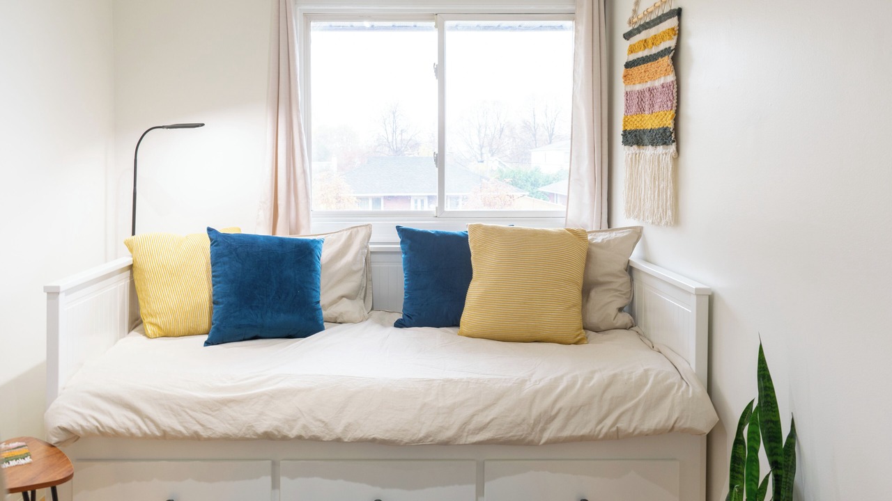 Photo of Bedroom in Ottawa Division