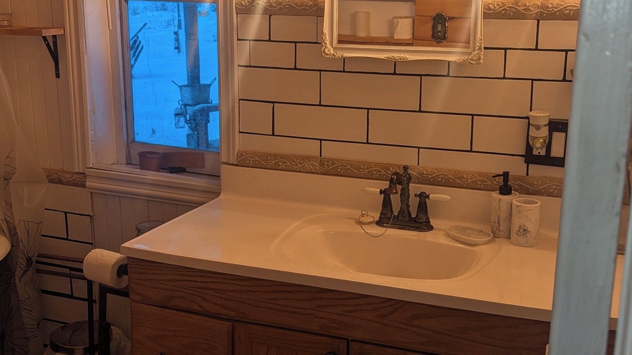 Photo of Bathroom in Kaministiquia
