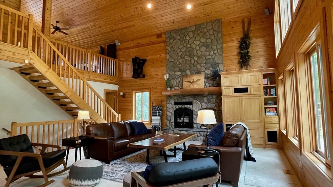 Photo of Bedroom in Motley
