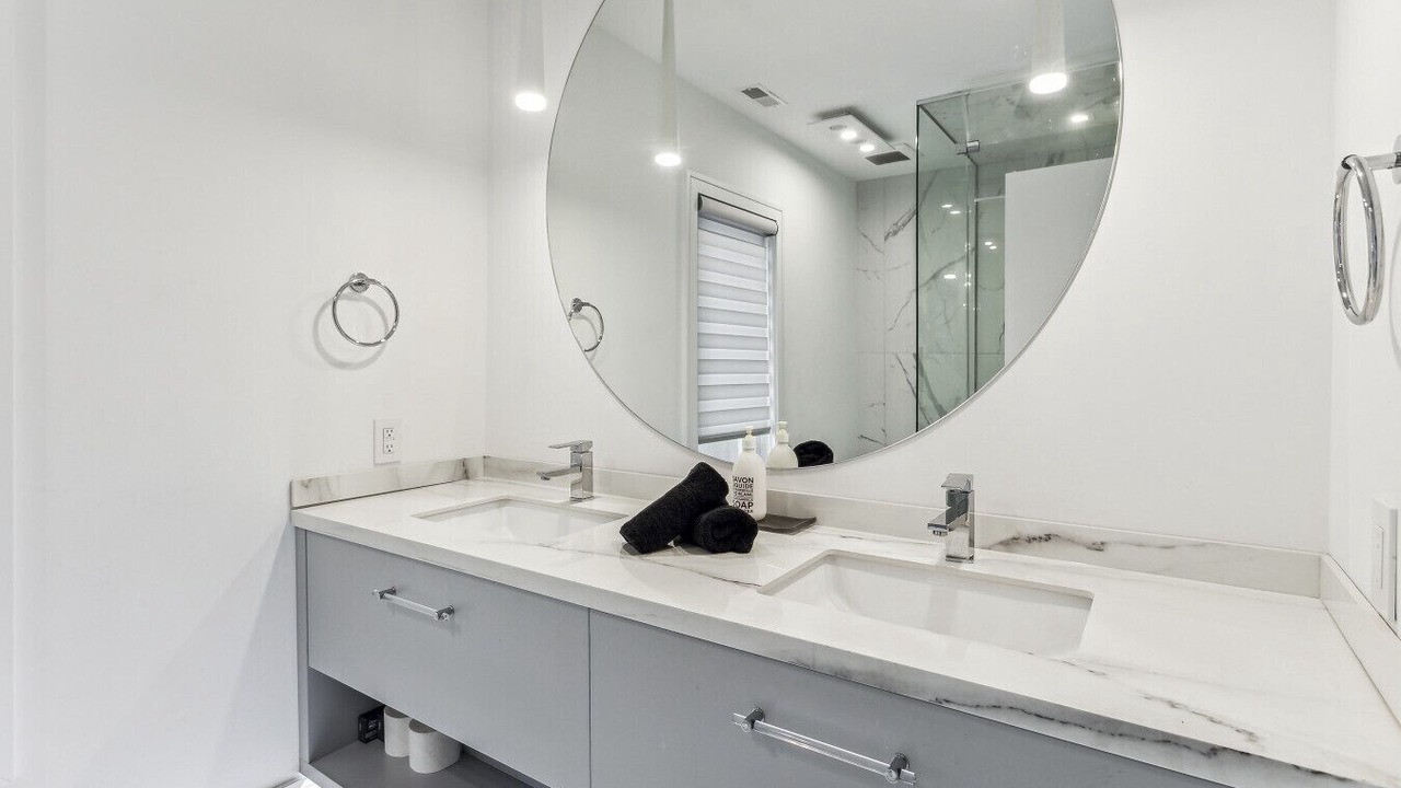 Photo of Bathroom in Midtown Toronto