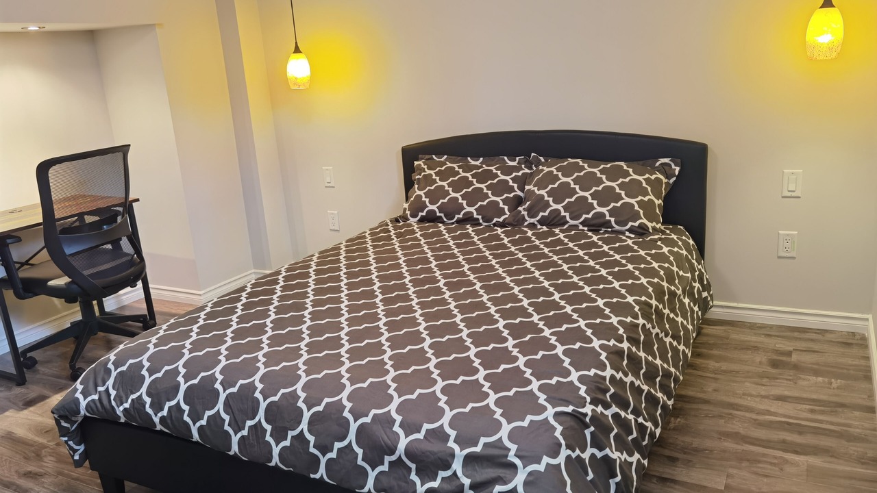 Photo of Bedroom in Newmarket