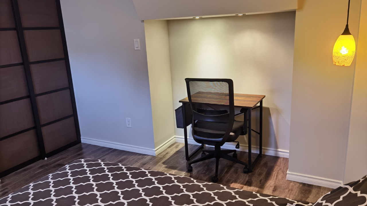 Photo of Bedroom in Newmarket