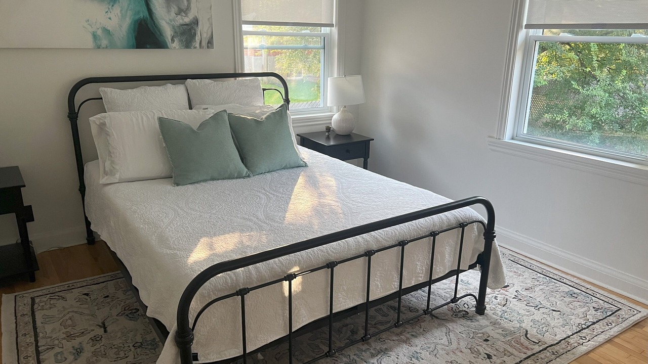 Photo of Bedroom in Belleville