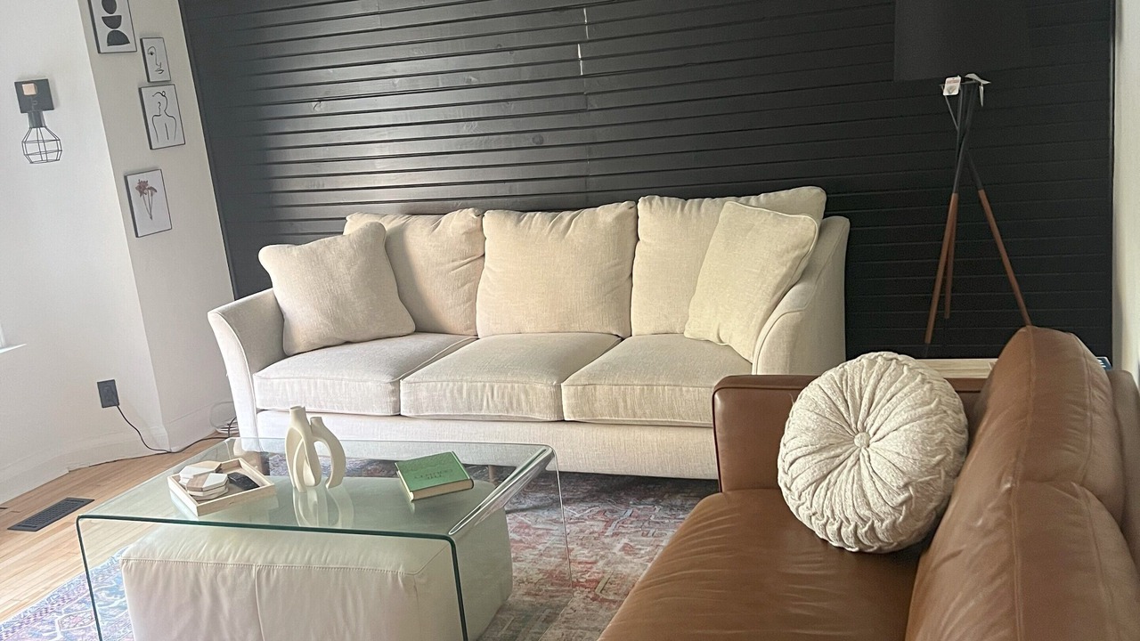 Photo of Livingroom in Belleville