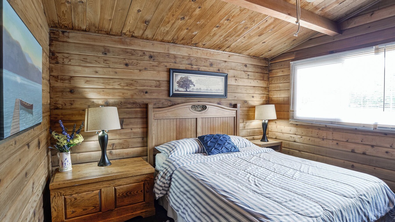 Photo of Bedroom in Severn