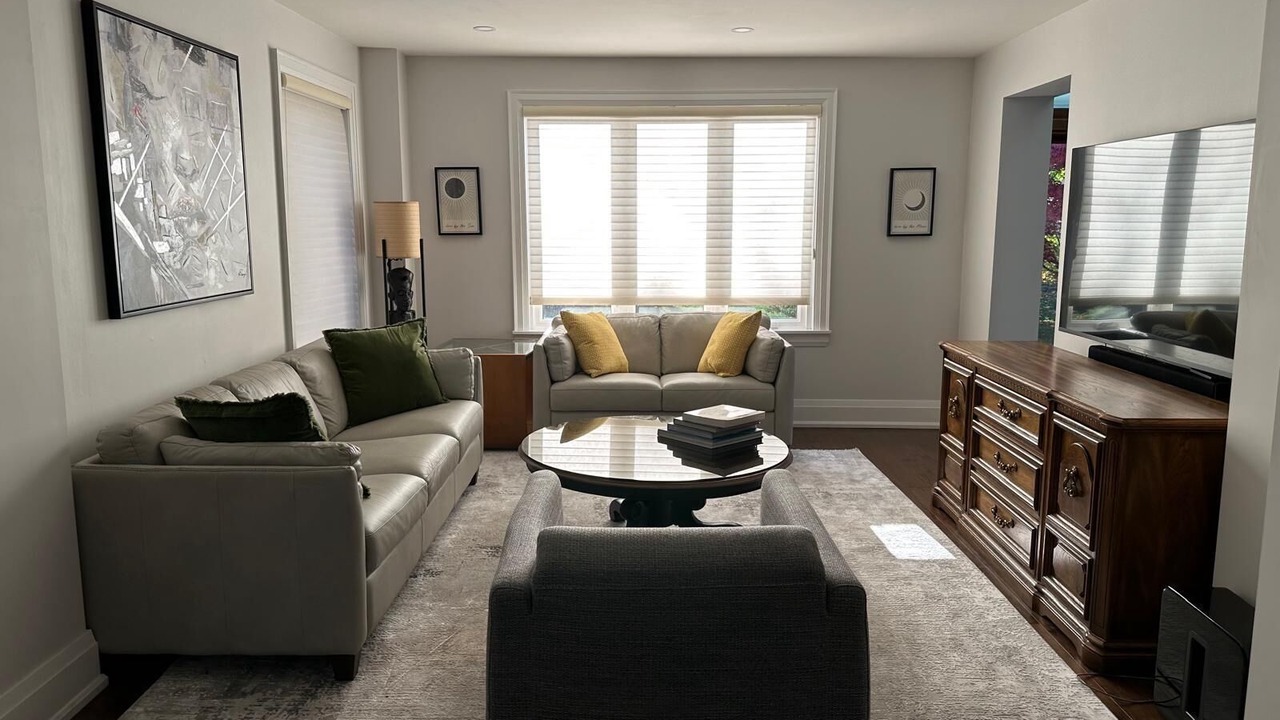 Photo of Livingroom in Lakeview