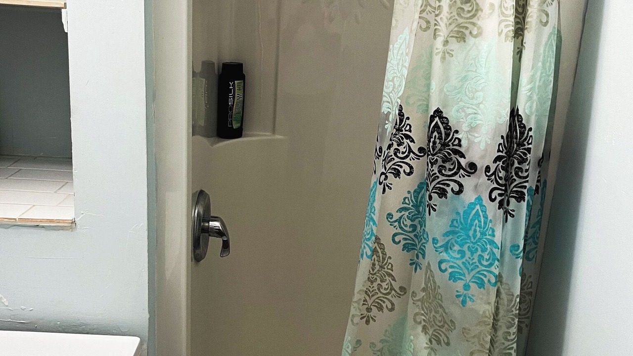 Photo of Bathroom in Valentia