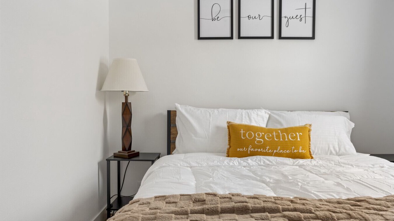 Photo of Bedroom in Walker