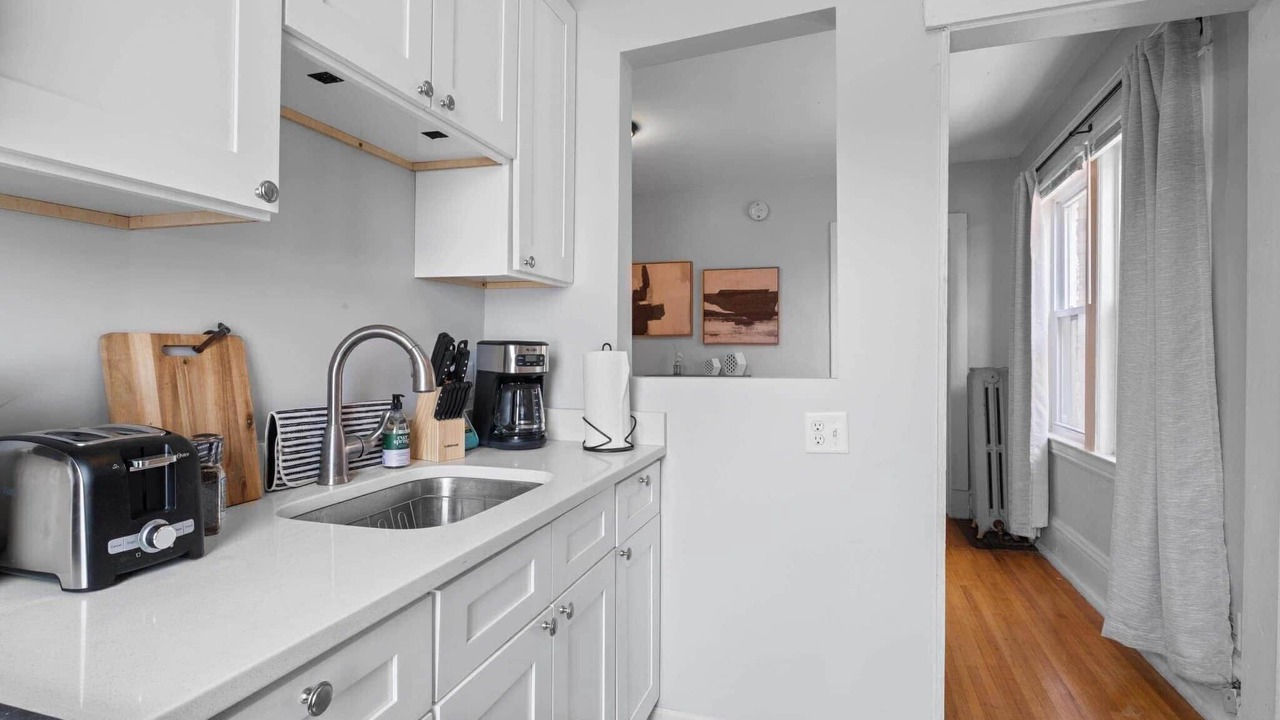 Photo of Kitchen in Lowry Hill East