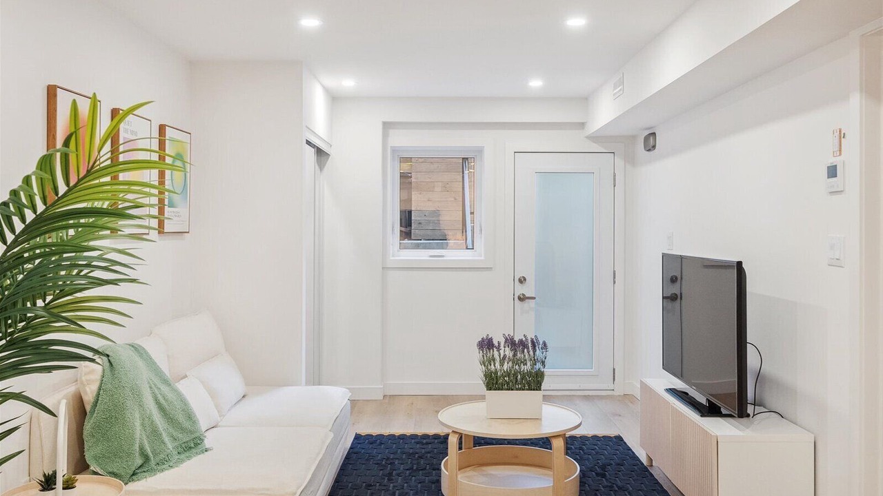 Photo of Livingroom in Midtown Toronto