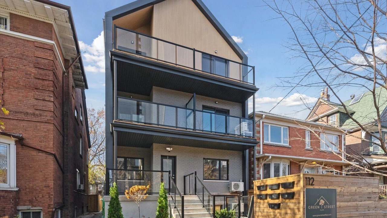 Photo of Outdoor in Midtown Toronto