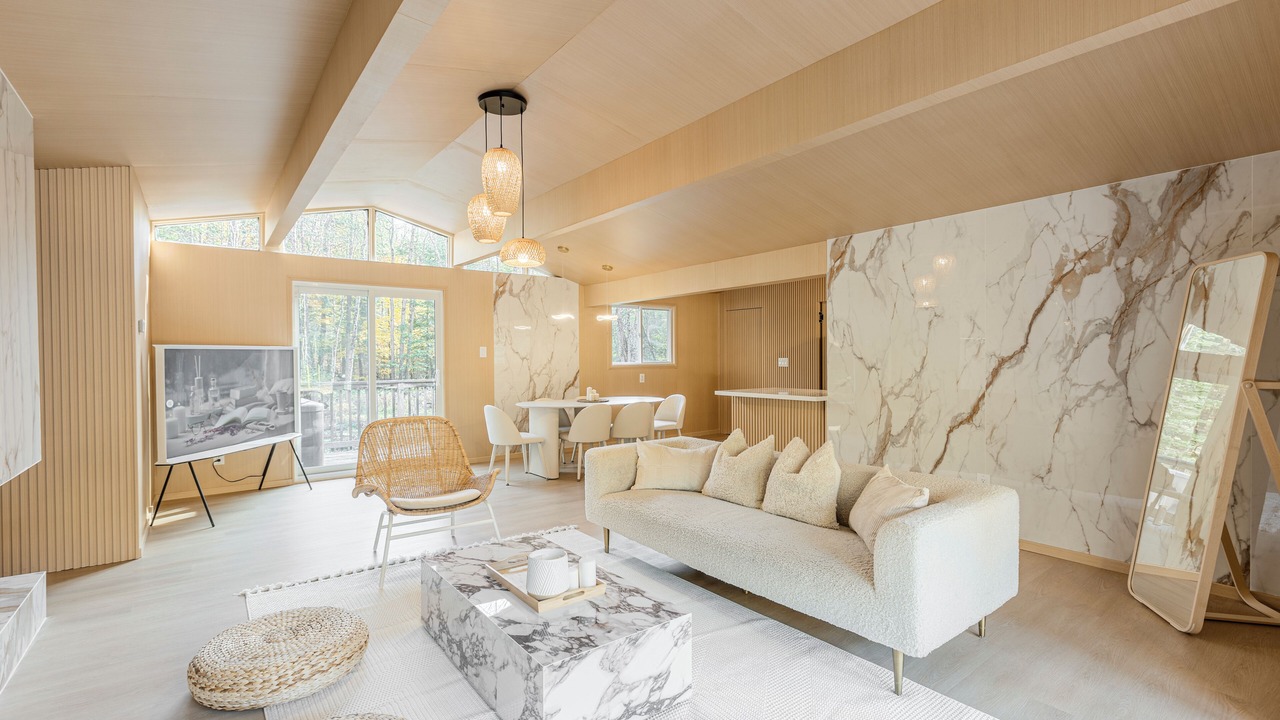 Photo of Livingroom in Bracebridge