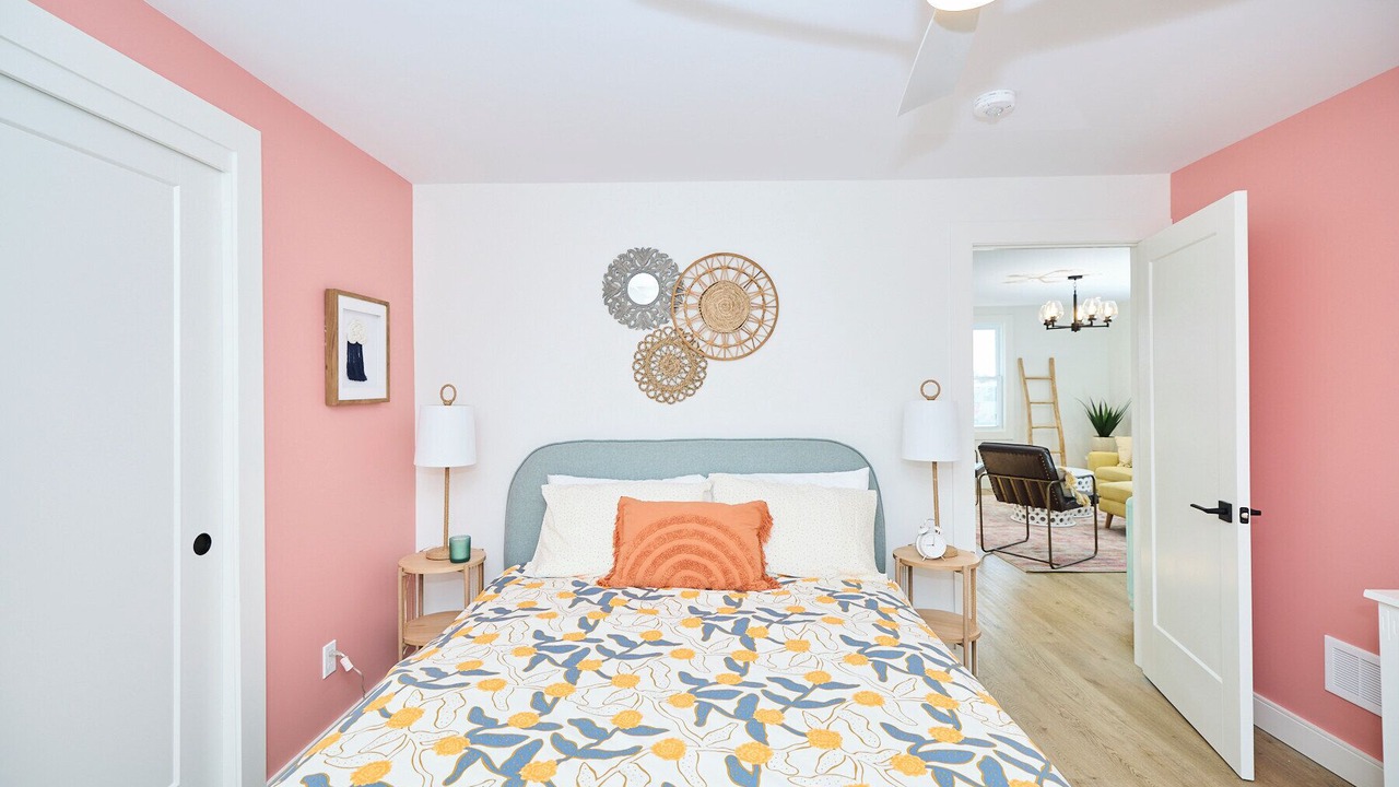 Photo of Bedroom in Crystal Beach