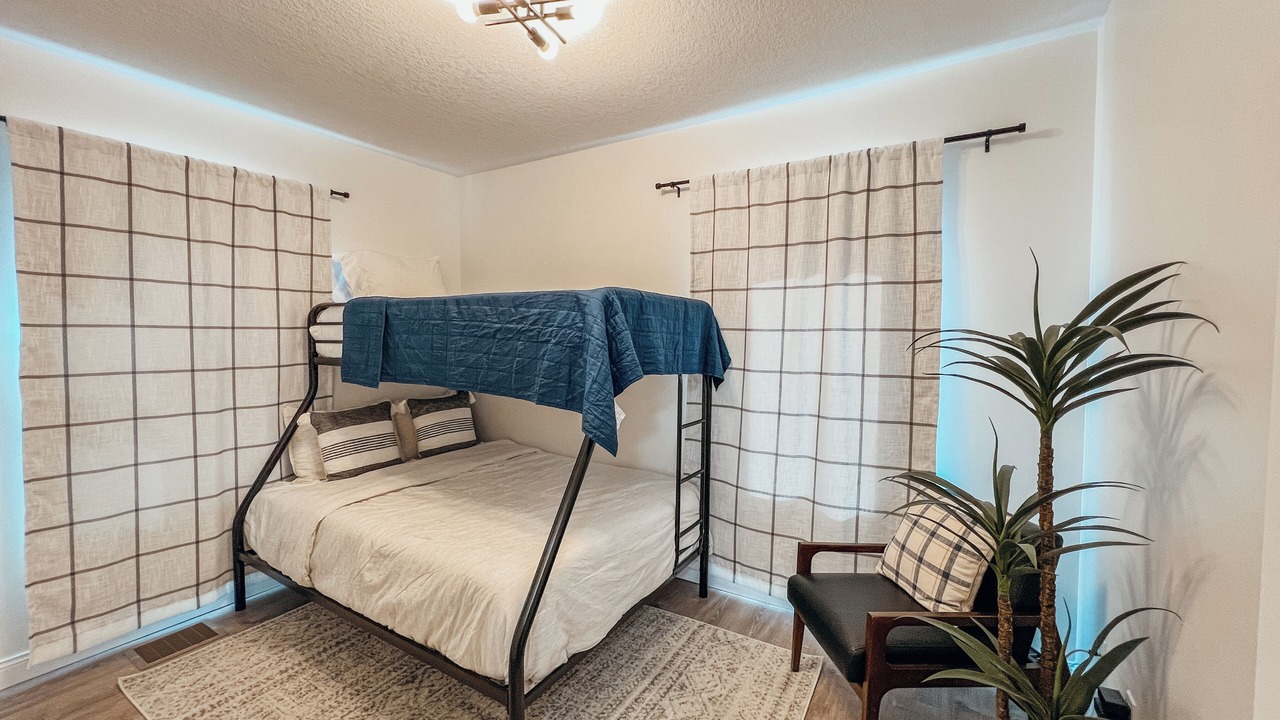 Photo of Bedroom in Northrup