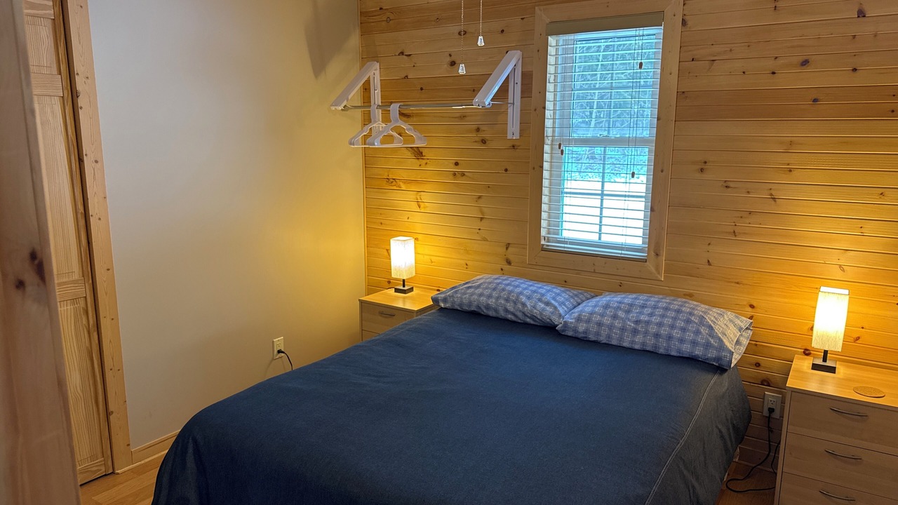 Photo of Bedroom in Port Loring
