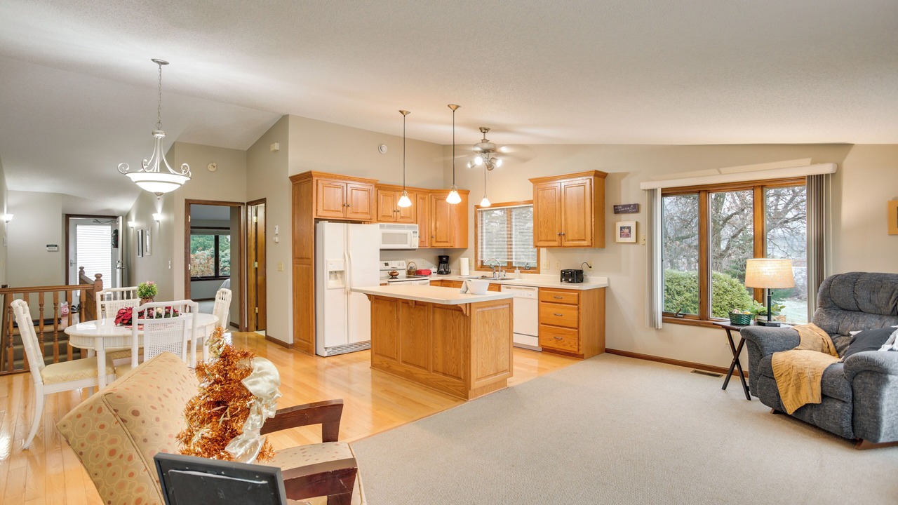 Photo of Livingroom in Wright County