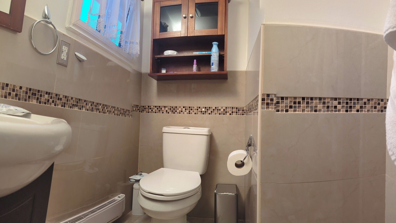 Photo of Bathroom in Bramalea