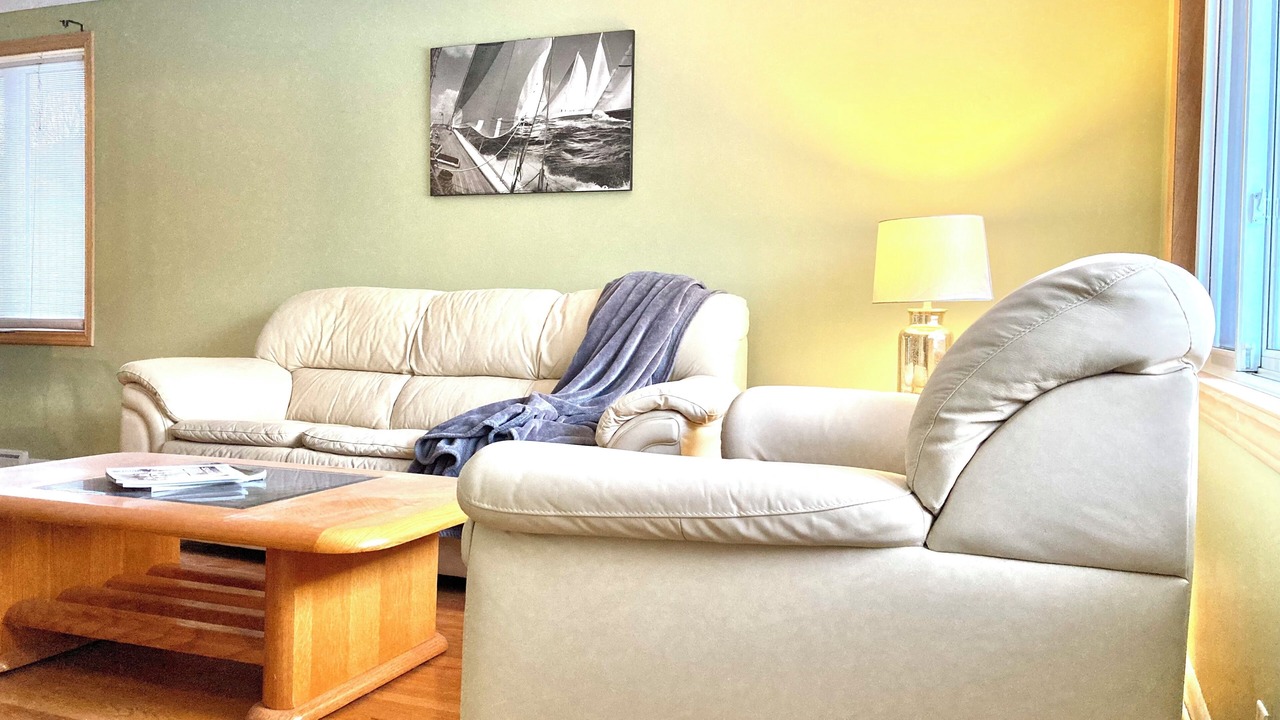 Photo of Livingroom in Sarnia
