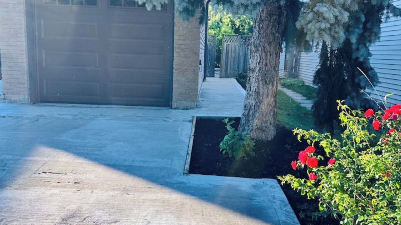 Photo of Outdoor in Thornhill