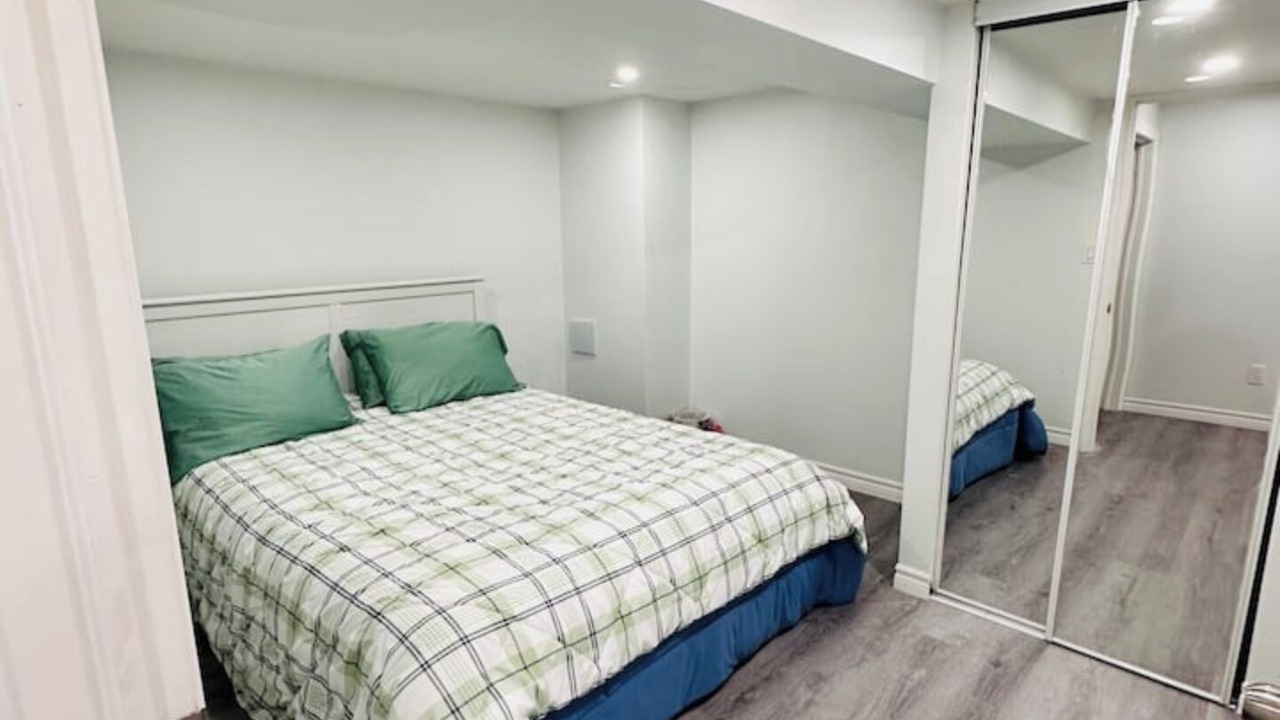 Photo of Bedroom in Thornhill
