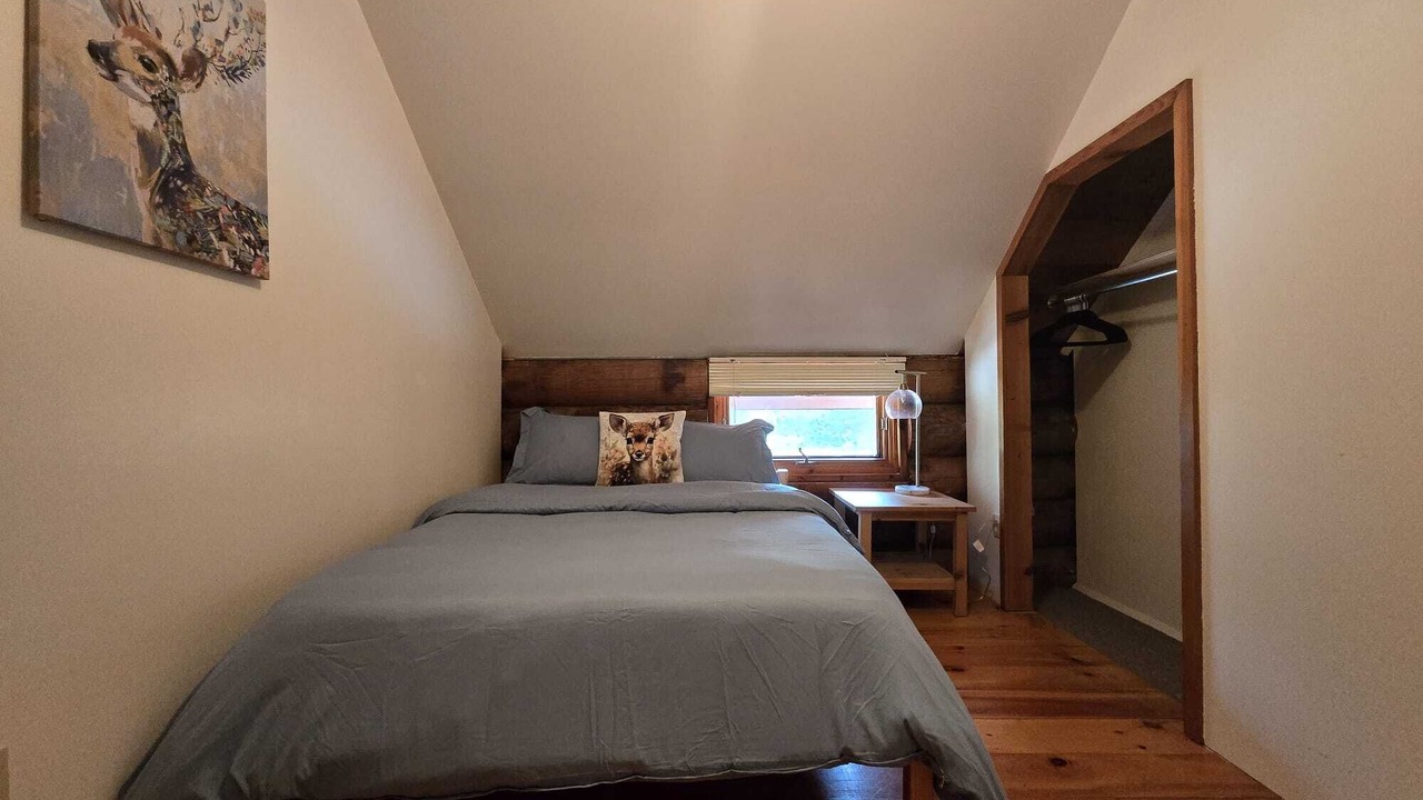 Photo of Bedroom in Lake St. Peter