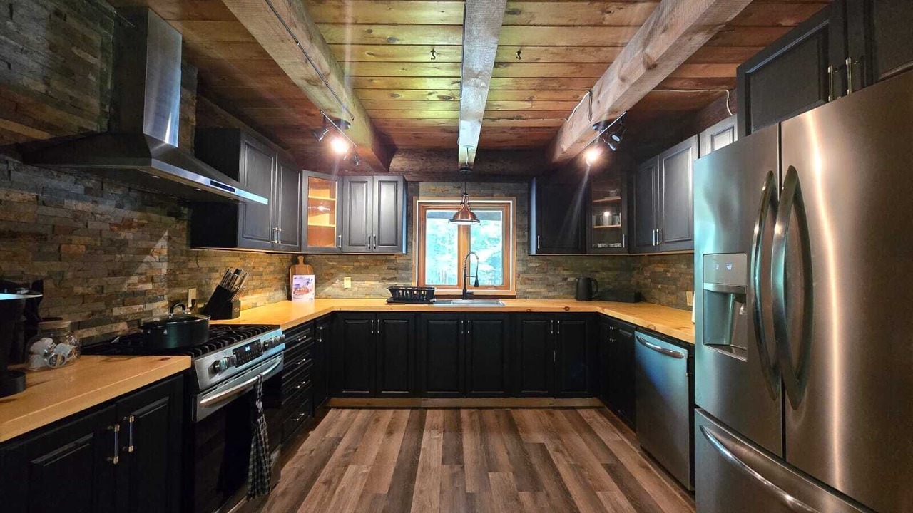 Photo of Kitchen in Lake St. Peter